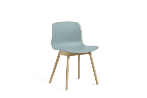 About A Chair AAC 12